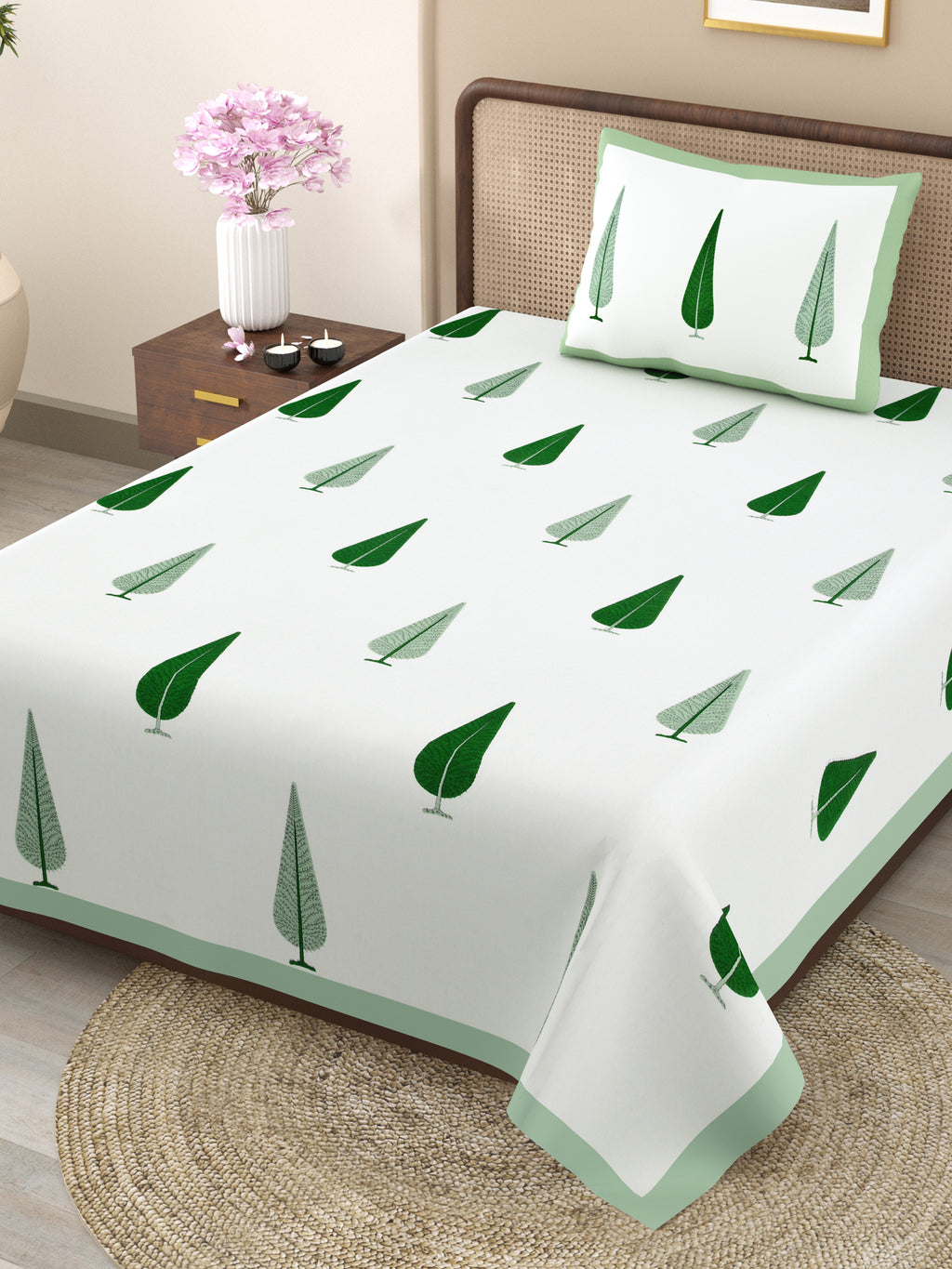 100% COTTON TRADITIONAL  PRINTED SINGLE BEDSHEET ( SIZE 60 X 90 )